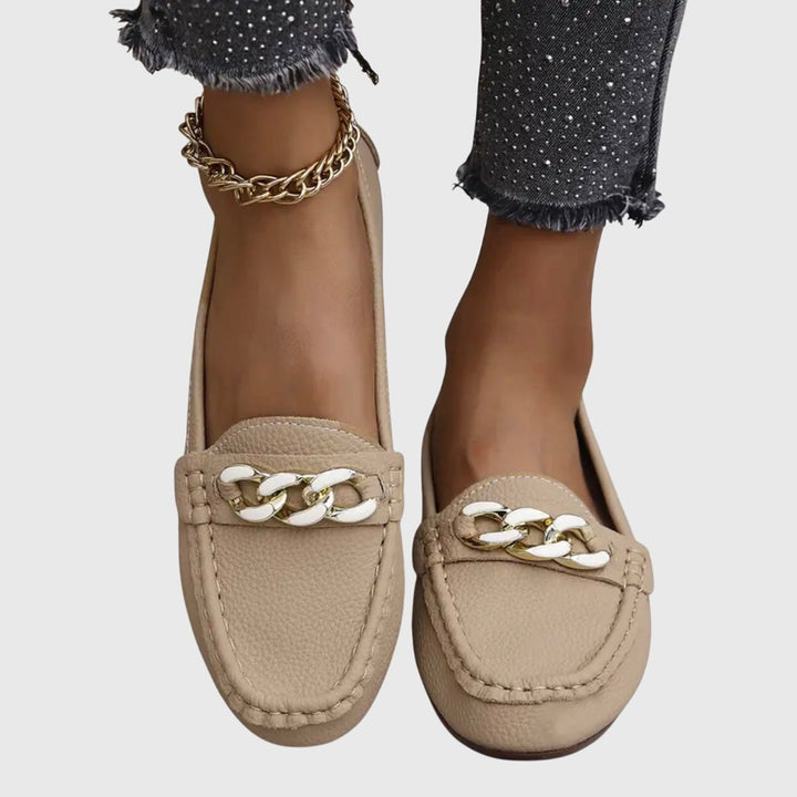 Anais | Gold Chain Round-Toe Loafers
