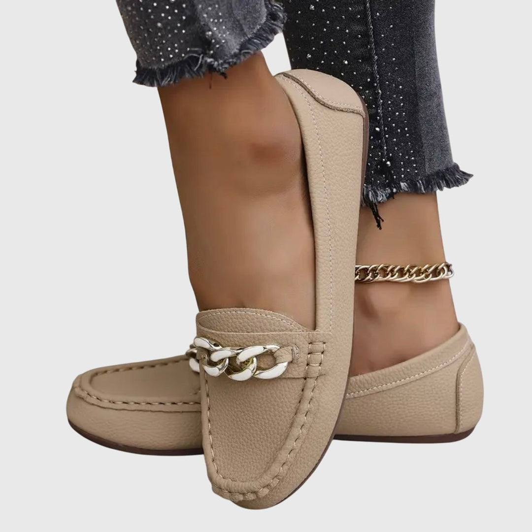 Anais | Gold Chain Round-Toe Loafers