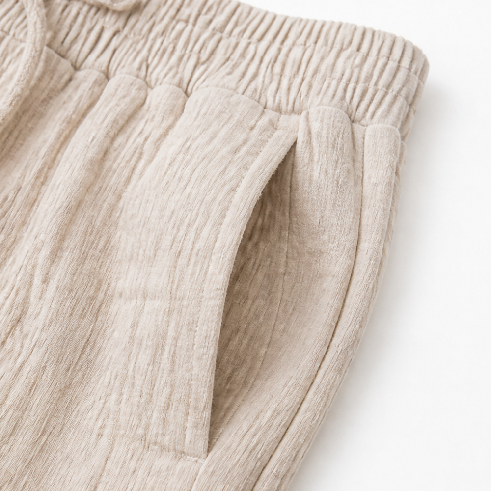 Ruvelle | Crinkle Bermuda Shorts with Pockets in product view 8