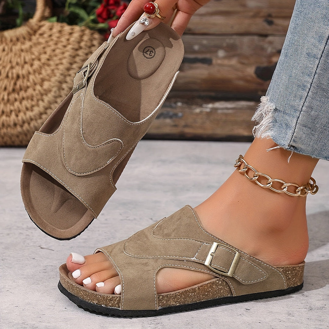 Brindelle | Flat Sandal with Ankle Strap in product view 2