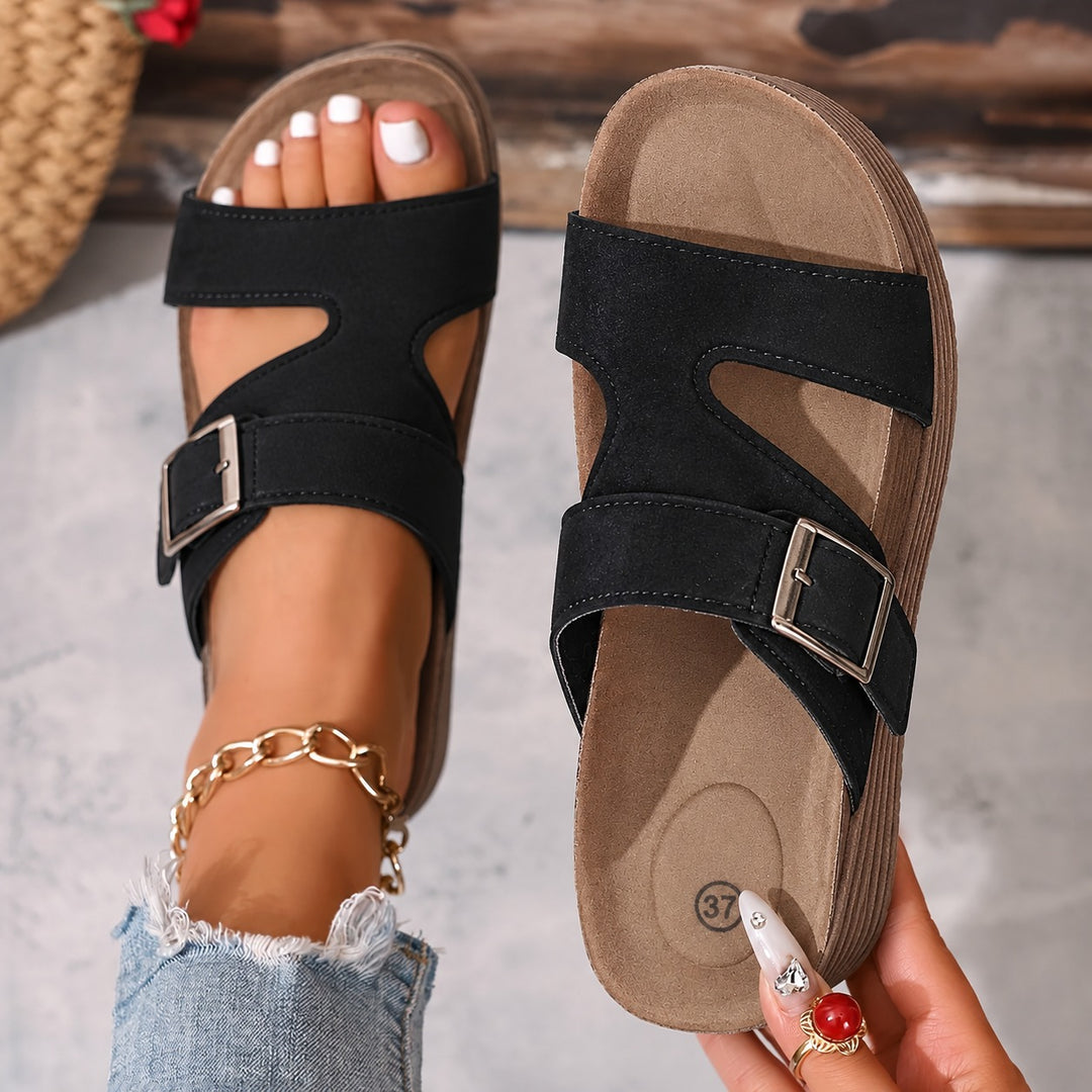 Brindelle | Flat Sandal with Ankle Strap in product view 11