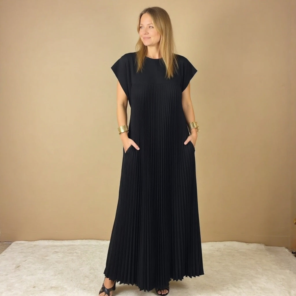 Gwendoline | Pleated Maxi Dress in product view 9
