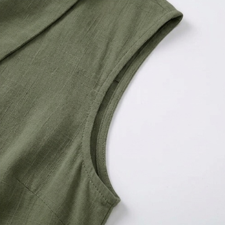 Carinda | Sleeveless Collared Button-Up Blouse in product view 7